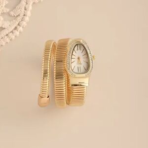 Serpenti Elegant Gold Wrap Women's Watch